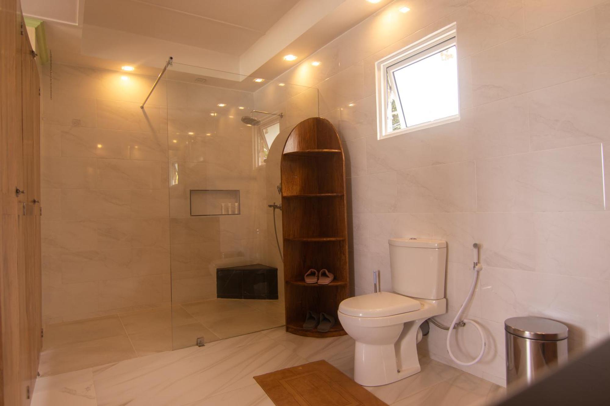 Azamat Self-Catering Apartment Pointe La Rue Esterno foto